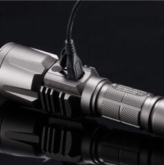 NITECORE P25 860 LUMEN SARJLI EL FENERI(USB SARJ)