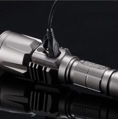 NITECORE P25 860 LUMEN SARJLI EL FENERI(USB SARJ)