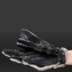 NITECORE P20UV 800 LUMEN EL FENERI